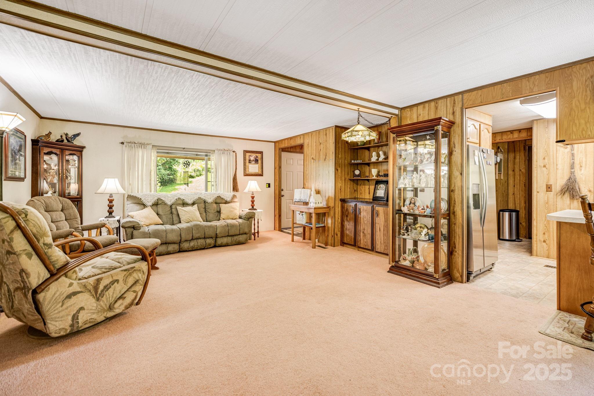 582 Lewis Branch Road Marshall, NC 28753 - Photo 6 of 46 Gallery Image 6
