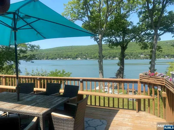 $875,000 | 857 Shore Road, West Milford, NJ 07421