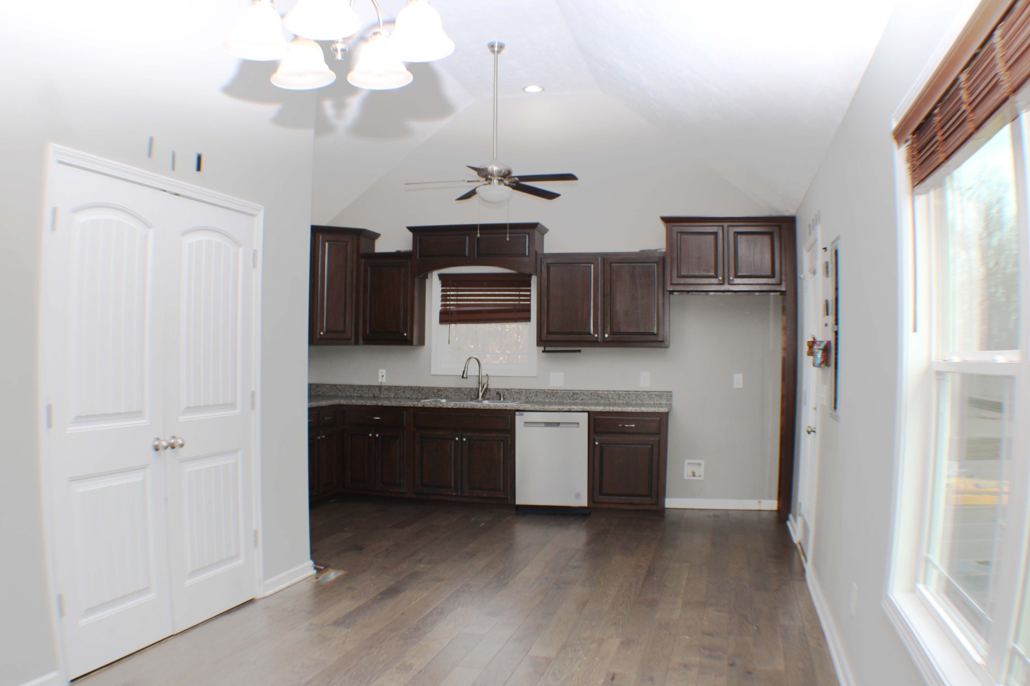 1689 Taurus Farm Road Lafayette, TN 37083 - Photo 6 of 11