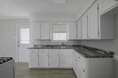 $1,525 | 208 D Street, Whitesboro, TX 76273