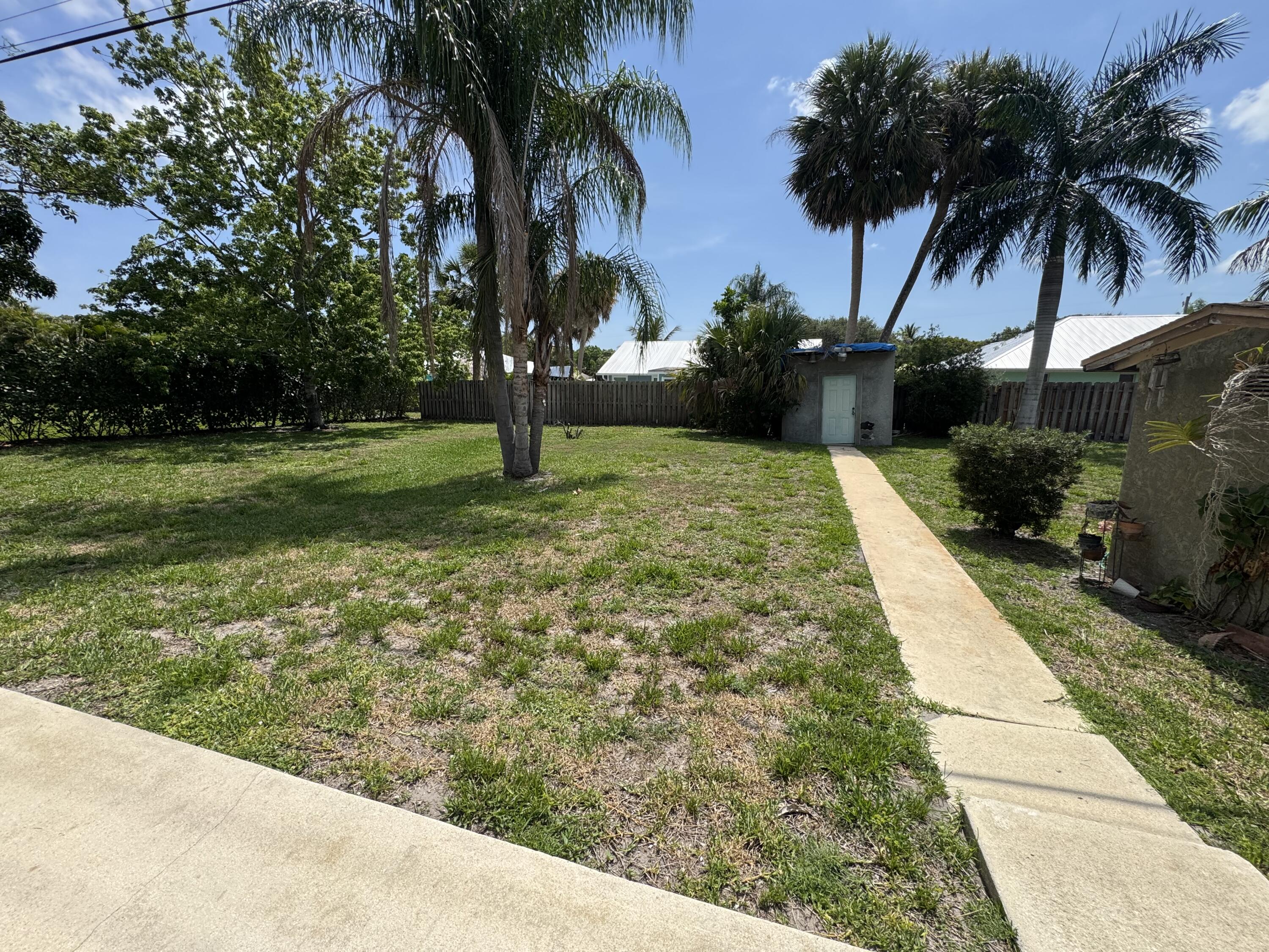 817 Southeast Palm Beach Road Stuart, FL 34996 - Photo 3 of 9 IMG_3077