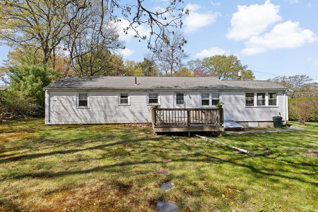 57 Birchcroft Road Canton, MA 02021 - Photo 20 of 26