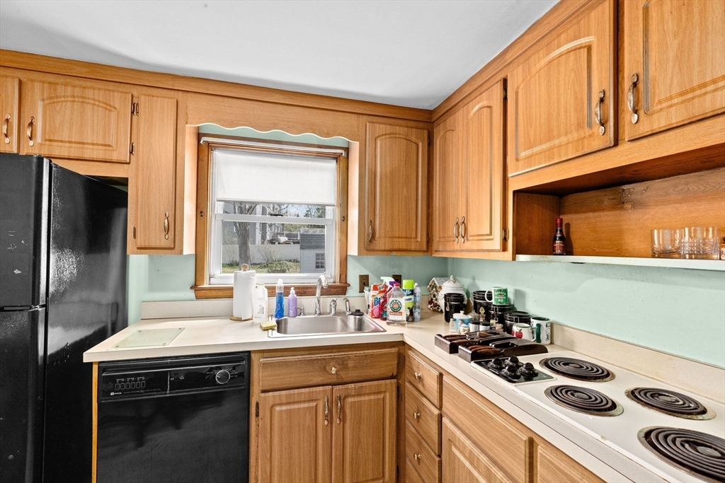 57 Birchcroft Road Canton, MA 02021 - Photo 9 of 26