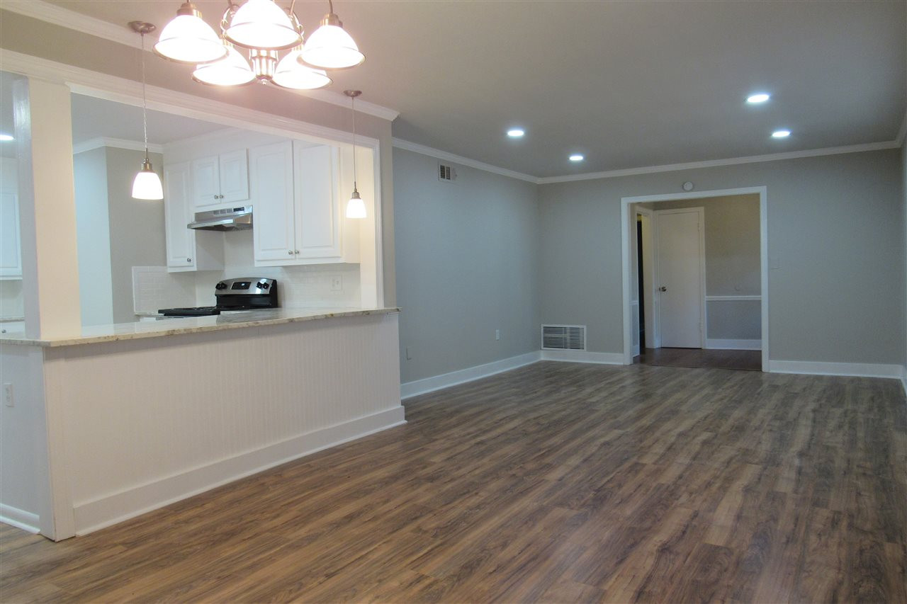 1627 Pine Ridge Place Jackson, MS 39211 - Photo 4 of 27 Photo 5
