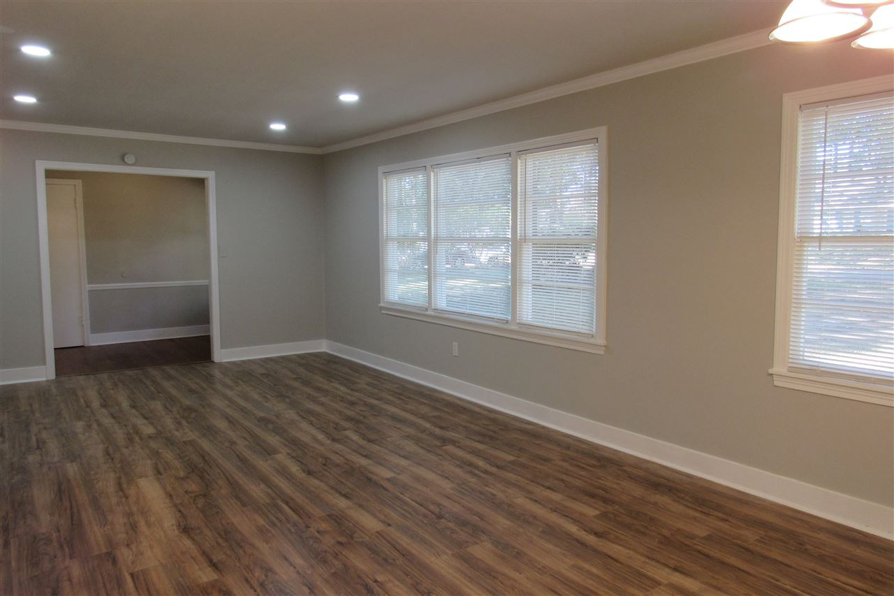 1627 Pine Ridge Place Jackson, MS 39211 - Photo 10 of 27 Photo 12