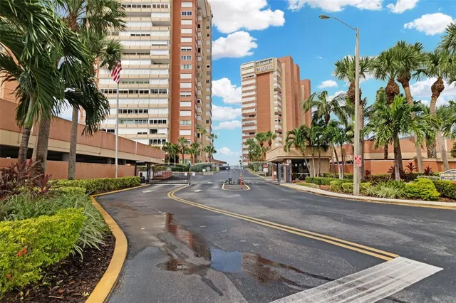 $5,000 | 17920 Gulf Boulevard, Unit 205, Redington Shores, FL 33708