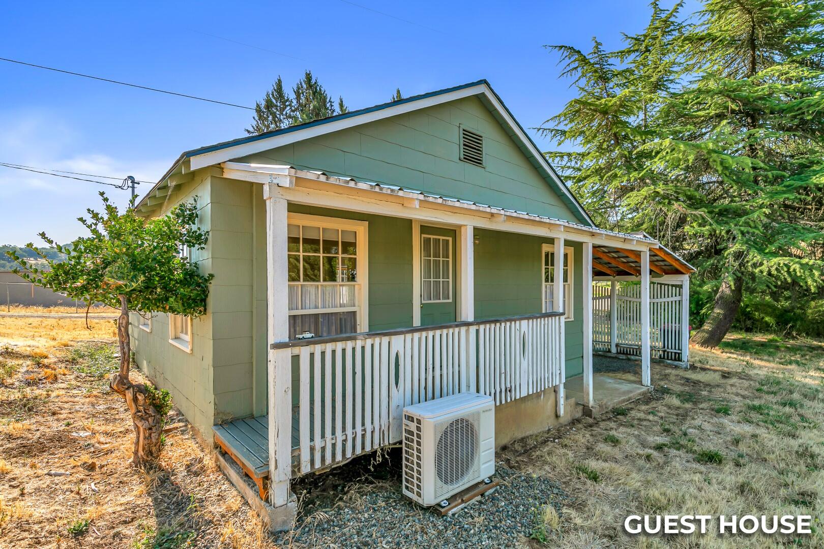 1324 Vawter Road Medford, OR 97501 - Photo 23 of 59 9R9A0063