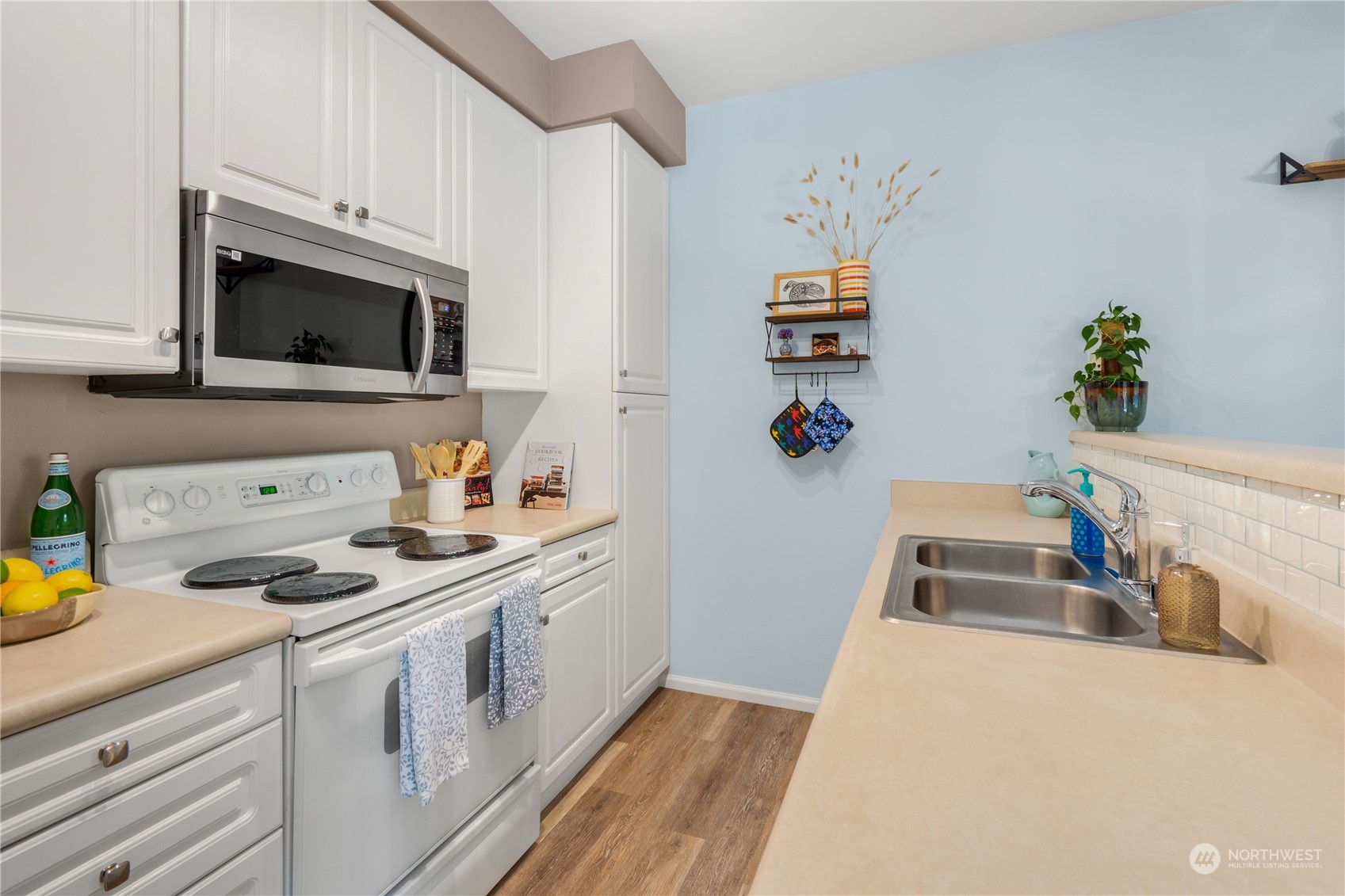15150 140th Way Southeast, Unit M203 Renton, WA 98058 - Photo 9 of 20 Gallery Image 9