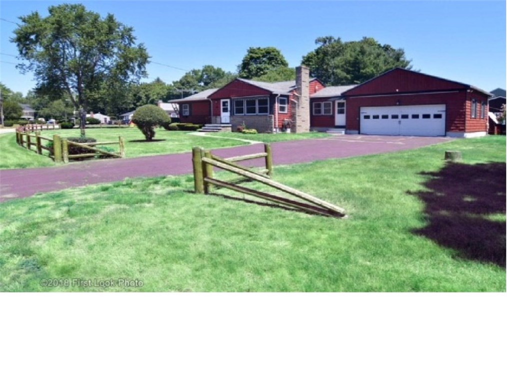 40 Mellon Road Warwick, RI 02889 - Photo 4 of 37 Gallery Image 4