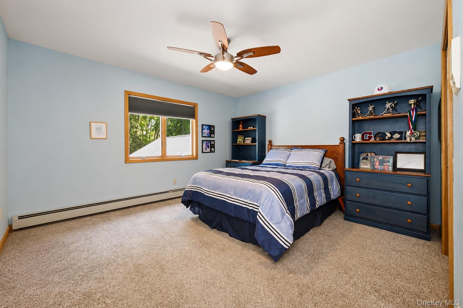 33 Meadowfarm Road East Islip, NY 11730 - Photo 22 of 41 Bedroom 2