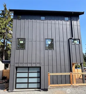 $875,000 | 4709 Southwest Hinds Street, Seattle, WA 98116