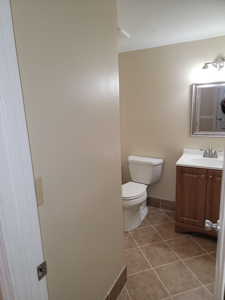 262 Fleming Road, Unit B Charleston, SC 29412 - Photo 3 of 10 Fleming