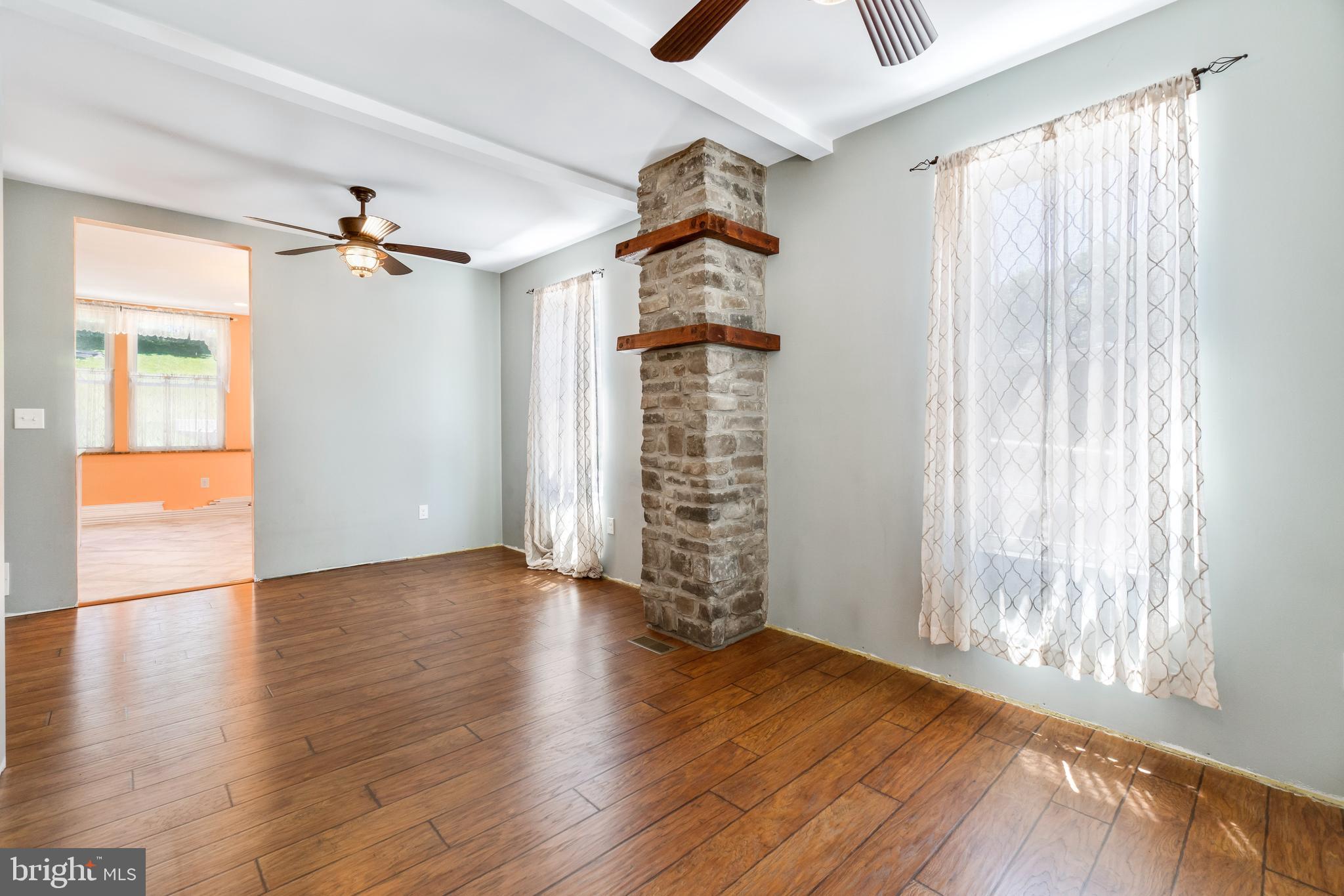 144 Providence Road Elkton, MD 21921 - Photo 14 of 34 Living room