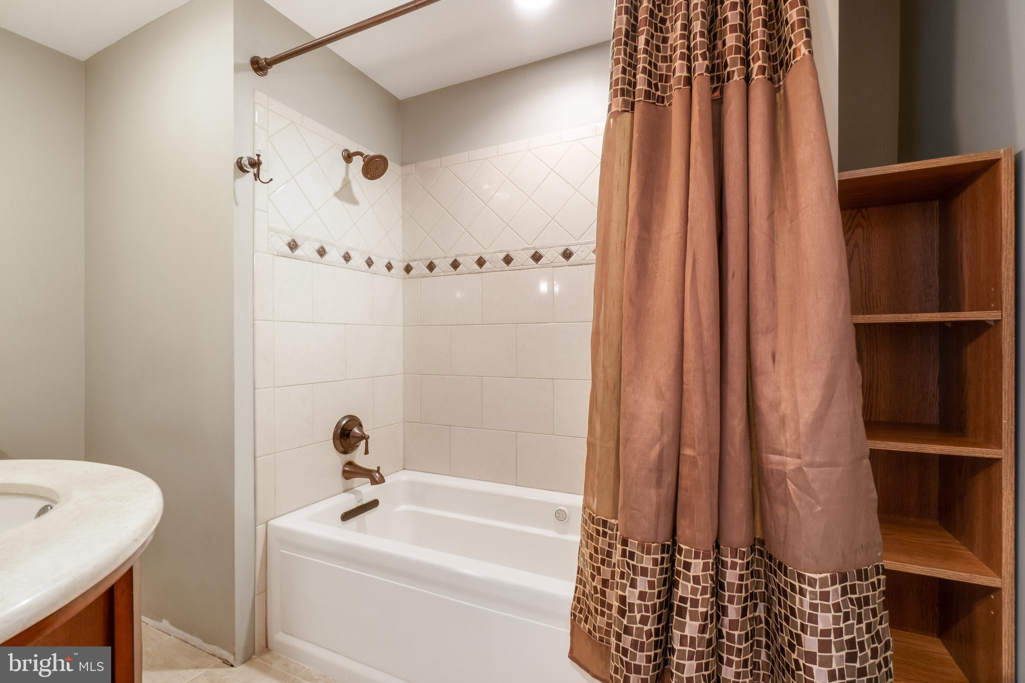 144 Providence Road Elkton, MD 21921 - Photo 25 of 34 Full bath on upper level