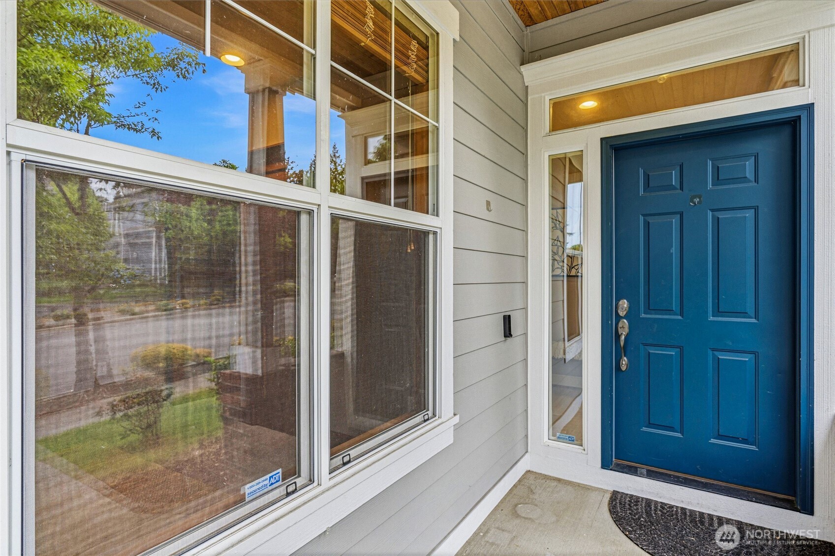 17123 Parkside Way Southeast Renton, WA 98058 - Photo 2 of 30