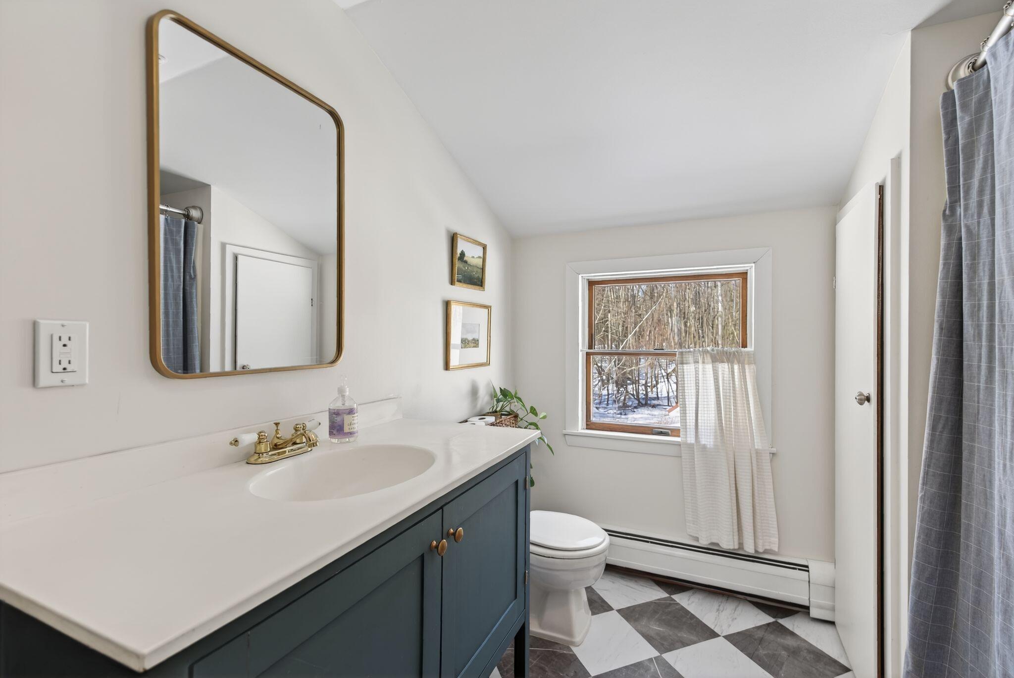 121 6 Rod Road Fairfield, ME 04937 - Photo 37 of 65 2nd Level Bathroom