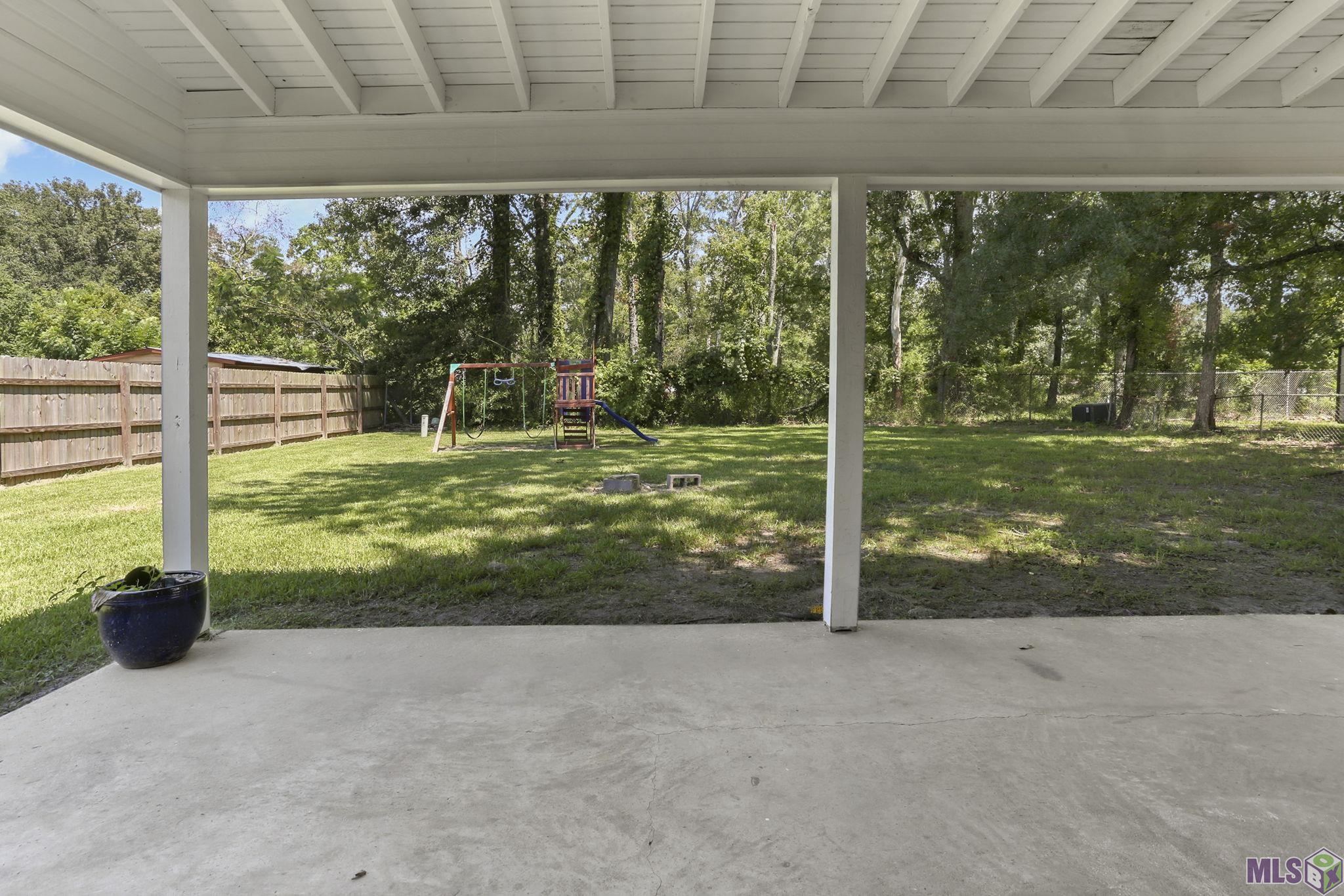 3936 Lassen Drive Baton Rouge, LA 70814 - Photo 2 of 10 Rear Patio