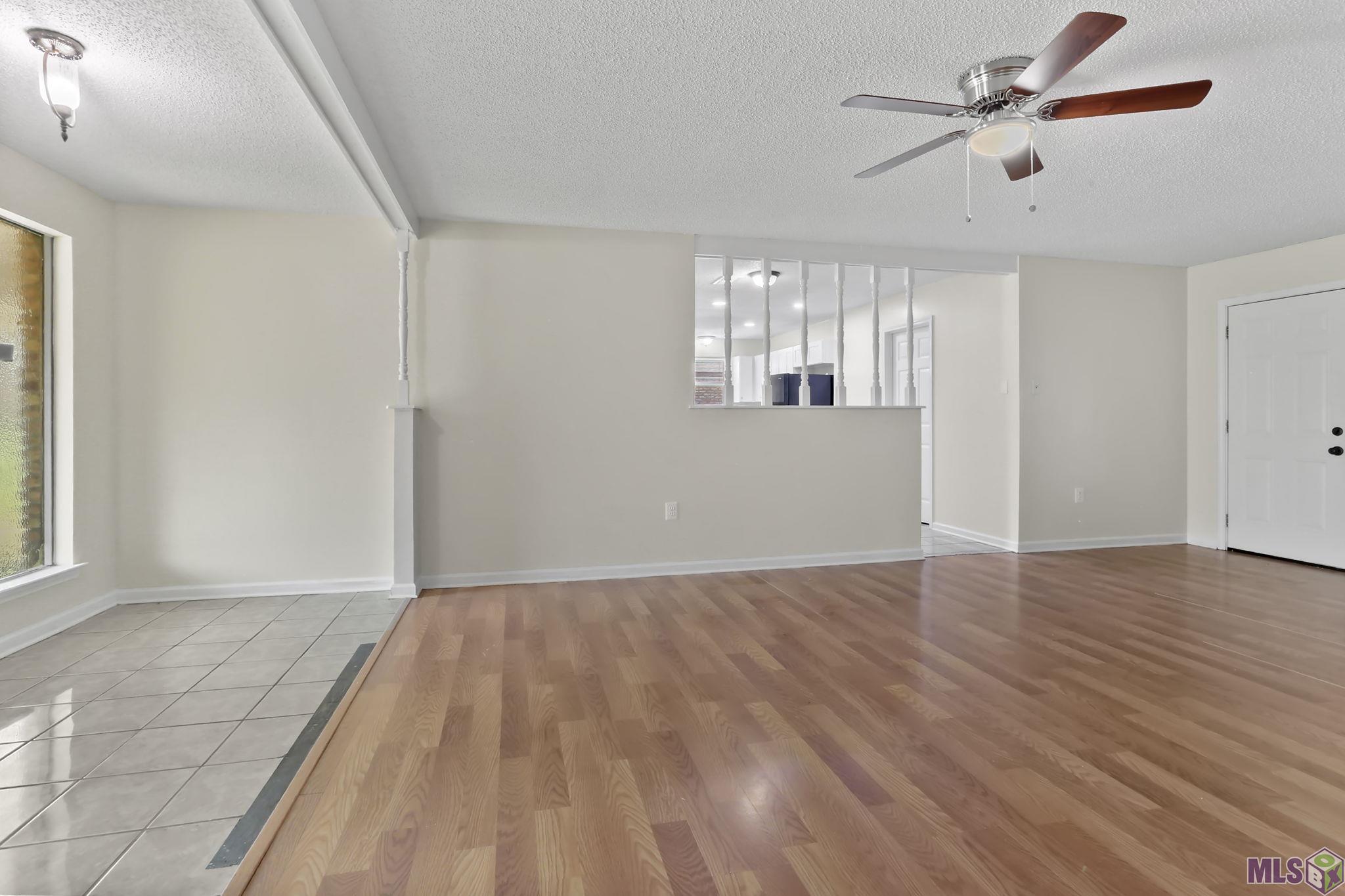 3936 Lassen Drive Baton Rouge, LA 70814 - Photo 6 of 10 Living Room