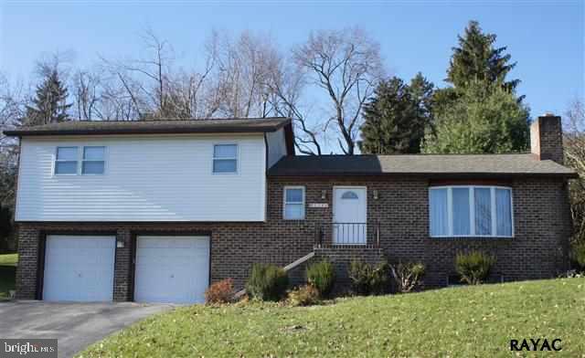 1386 Bonbar Road York, PA 17403 - Photo 1 of 17 Gallery Image 1