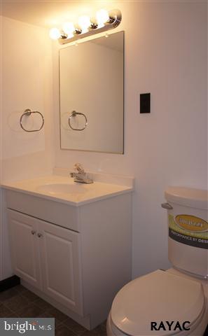 1386 Bonbar Road York, PA 17403 - Photo 8 of 17 Gallery Image 8