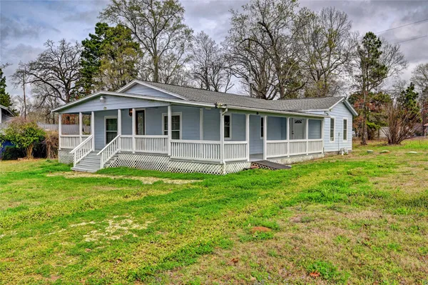 $300,000 | 170 Mesa Verde, Livingston, TX 77351
