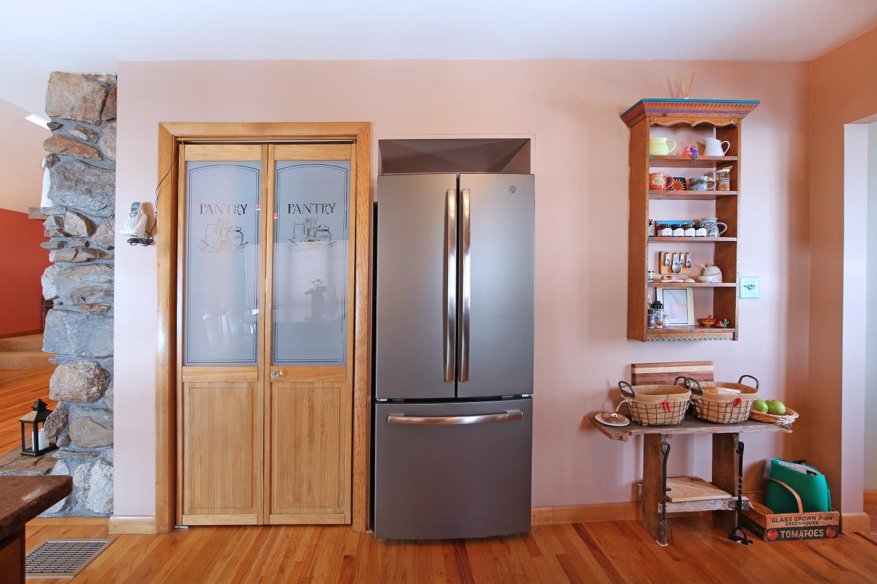 1 Grandview Avenue Derry, NH 03038 - Photo 13 of 60