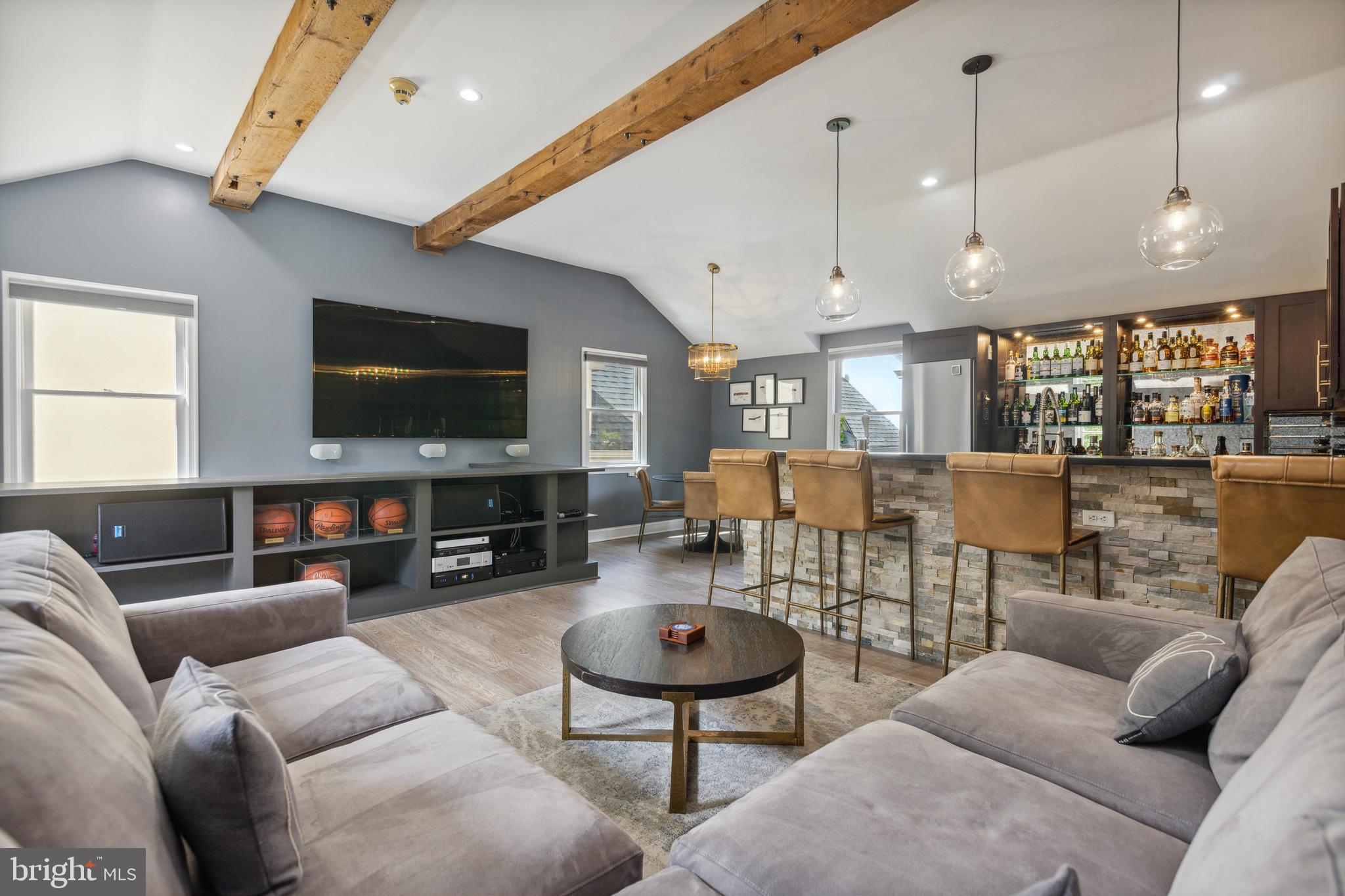 675 Church Road Wayne, PA 19087 - Photo 32 of 57 Recently Redone Apt - Fabulous Entertaining Space