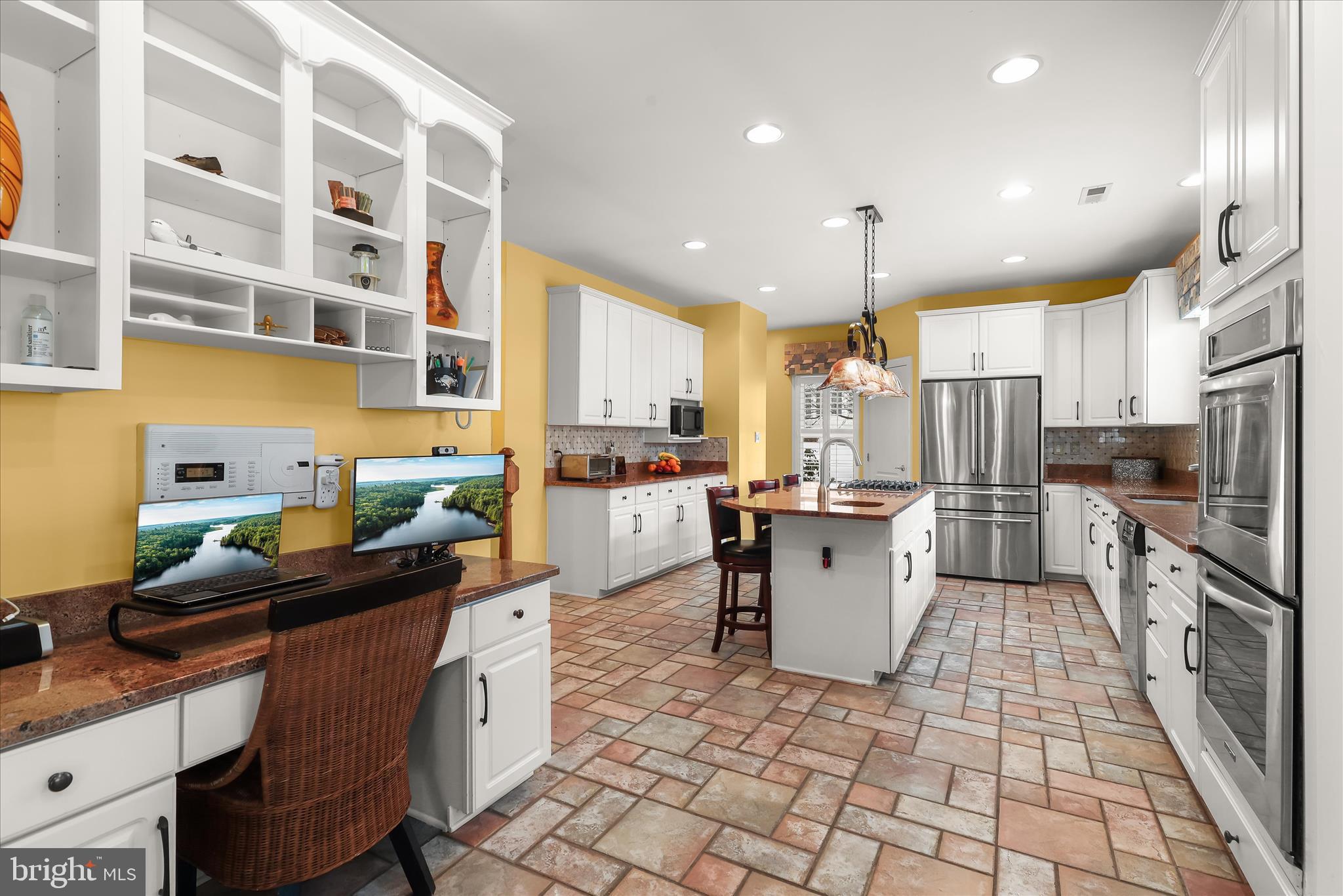 8061 Hunterbrooke Lane Fulton, MD 20759 - Photo 18 of 90 Stainless Steel Appliances