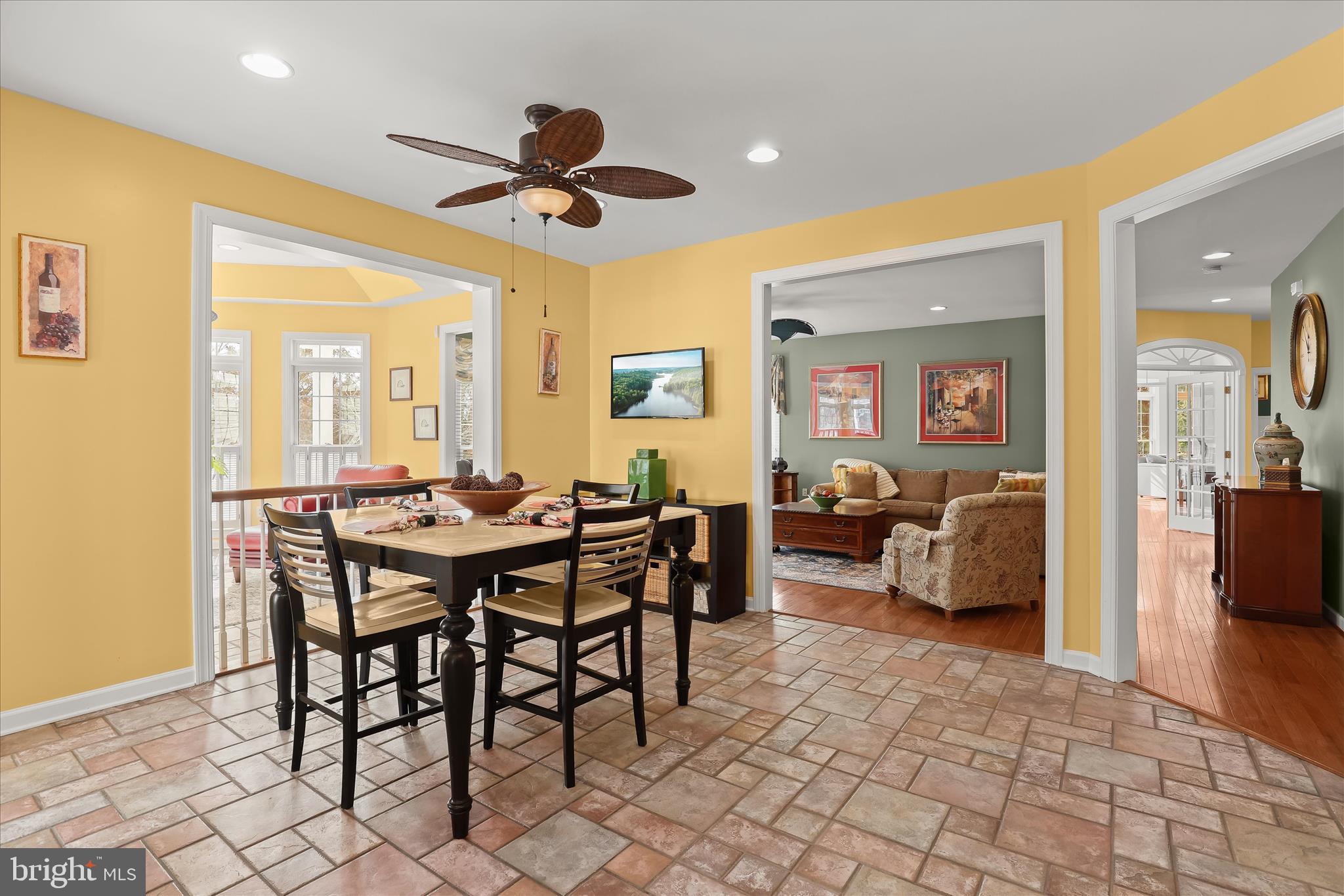 8061 Hunterbrooke Lane Fulton, MD 20759 - Photo 24 of 90 a view of a livingroom and dining room