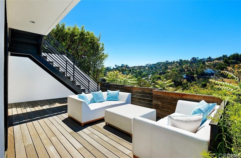 8184 Mannix Drive Los Angeles, CA 90046 - Photo 3 of 53 a view of a couches in the roof deck