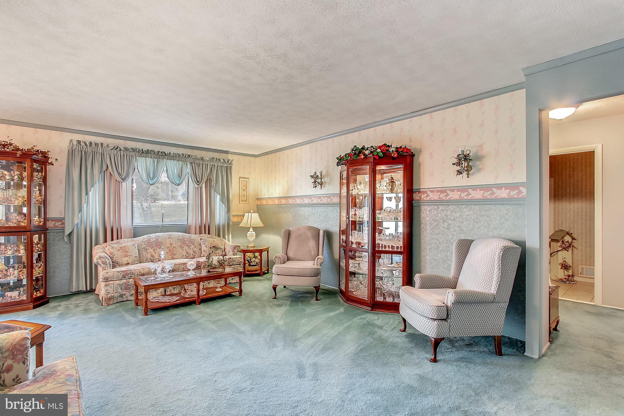 4504 Ebenezer Road Baltimore, MD 21236 - Photo 3 of 37