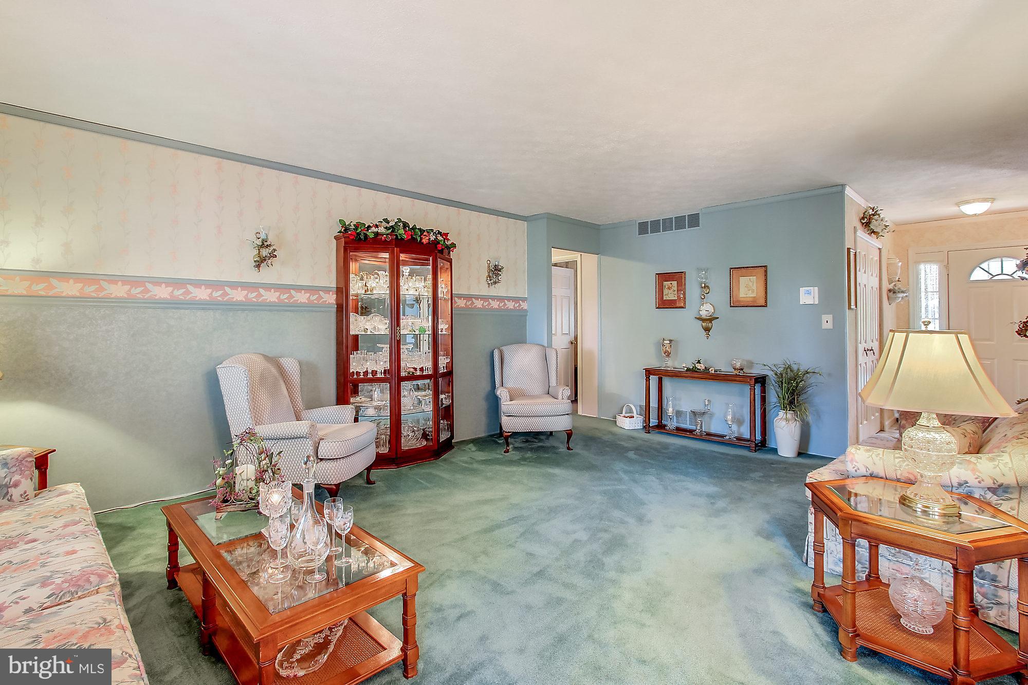 4504 Ebenezer Road Baltimore, MD 21236 - Photo 5 of 37
