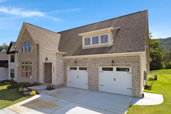 $675,000 | 8126 Sir Oliphant Way, Unit LOT #33, Ooltewah, TN 37363