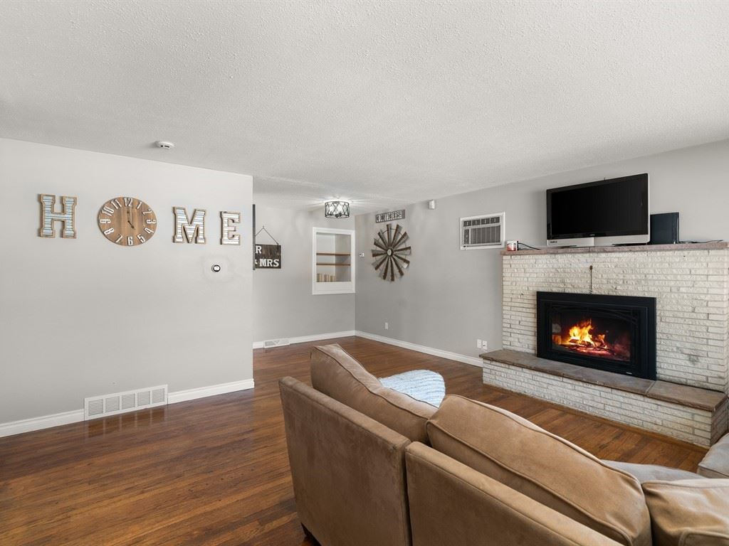 519 West Barnes Road Spokane, WA 99218 - Photo 4 of 20