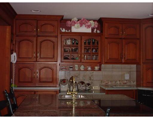 66 Wood Road Westfield, MA 01085 - Photo 7 of 20 Gallery Image 7