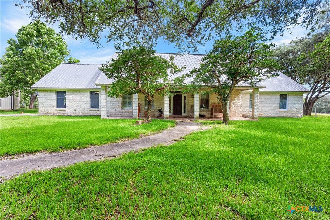 801 Treasure Oaks Road Inez, TX 77968 - Photo 4 of 48