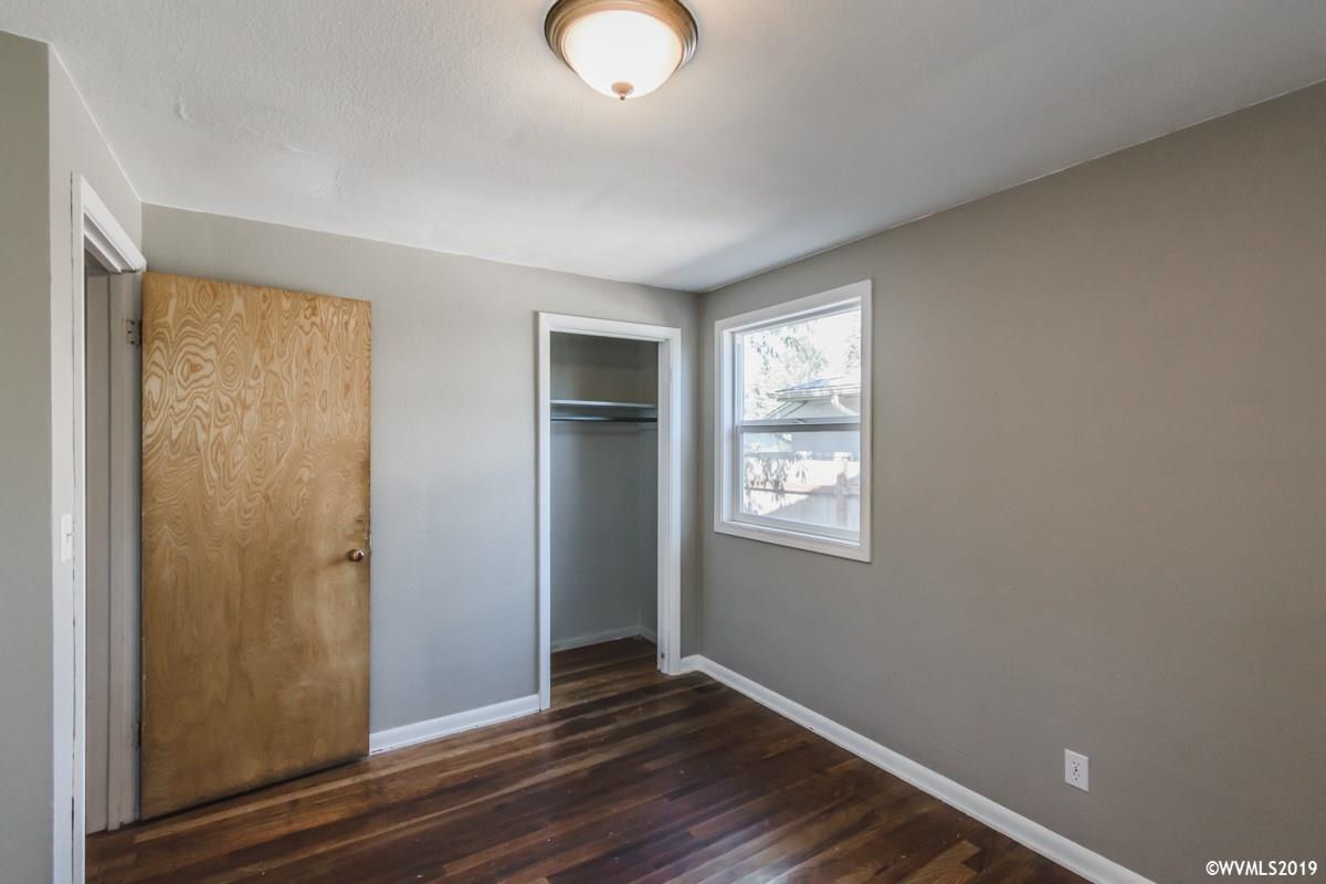 472 F Street Lebanon, OR 97355 - Photo 23 of 25