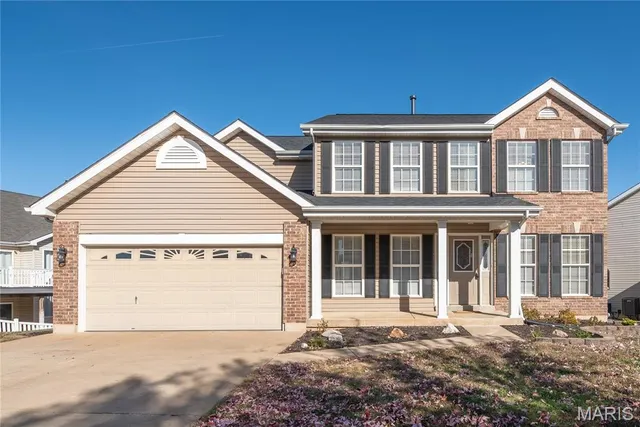 $450,000 | 34 Logan Crossing Circle, O'Fallon, MO 63366