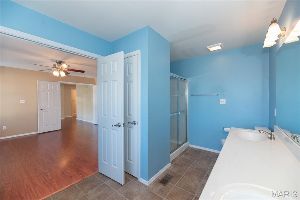 34 Logan Crossing Circle O'Fallon, MO 63366 - Photo 22 of 47