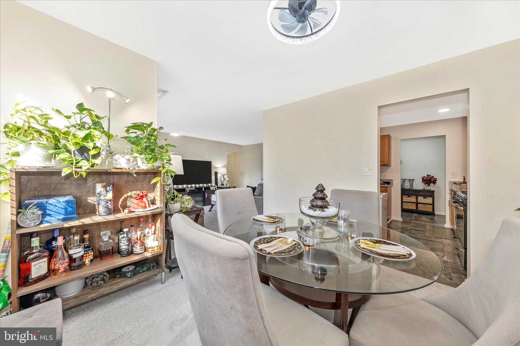 19315 Club House Road, Unit 201 Gaithersburg, MD 20886 - Photo 11 of 33 Dining Room