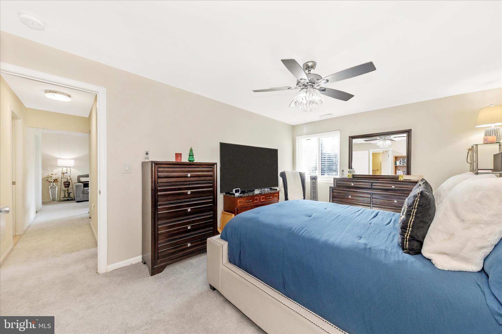 19315 Club House Road, Unit 201 Gaithersburg, MD 20886 - Photo 19 of 33 Primary Bedroom