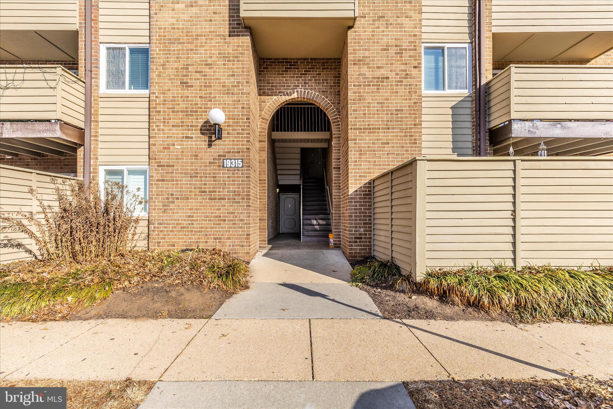 19315 Club House Road, Unit 201 Gaithersburg, MD 20886 - Photo 31 of 33 Exterior