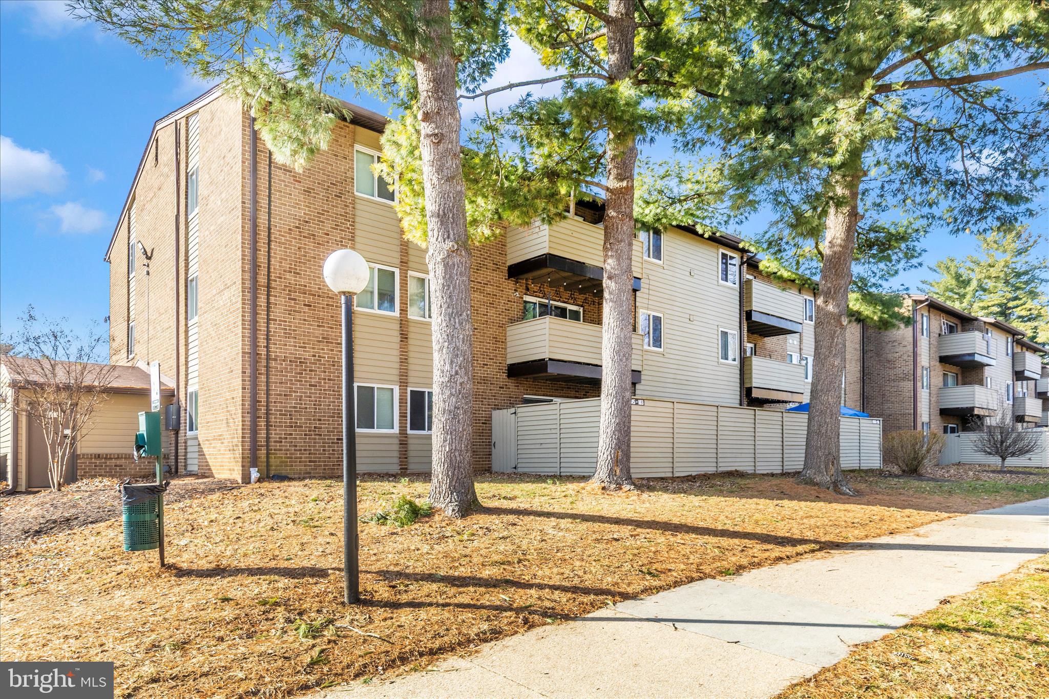19315 Club House Road, Unit 201 Gaithersburg, MD 20886 - Photo 32 of 33 Exterior