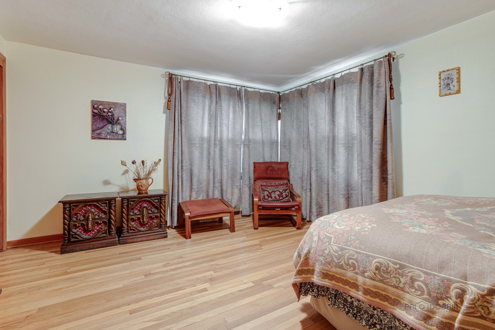 260 North St Marys Road Libertyville, IL 60048 - Photo 15 of 34 a bedroom with a bed and wooden floor