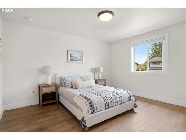 $399,900 | 12252 Meadowlawn Drive, Oregon City, OR 97045