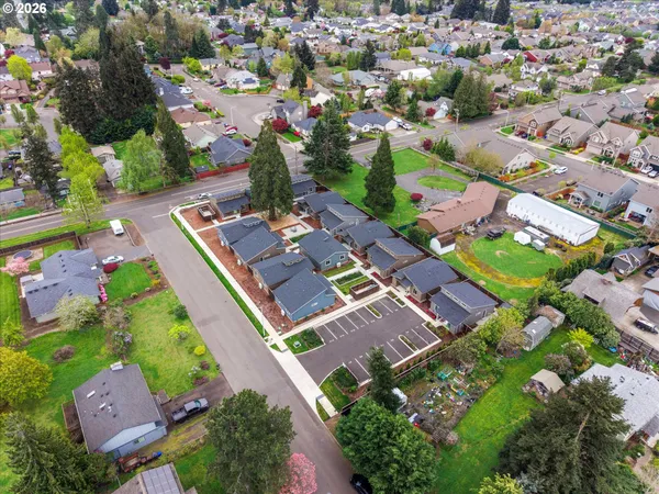 $399,900 | 12252 Meadowlawn Drive, Oregon City, OR 97045