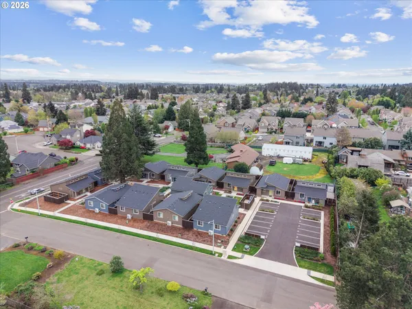 $399,900 | 12252 Meadowlawn Drive, Oregon City, OR 97045