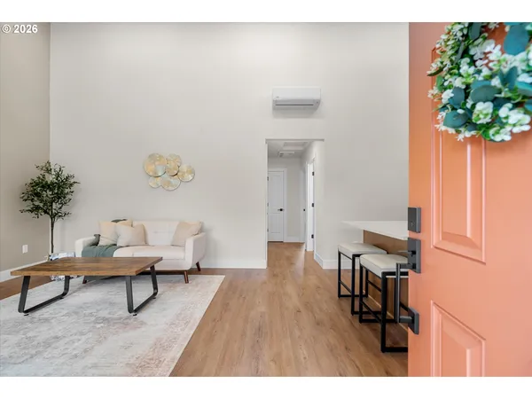 $399,900 | 12252 Meadowlawn Drive, Oregon City, OR 97045