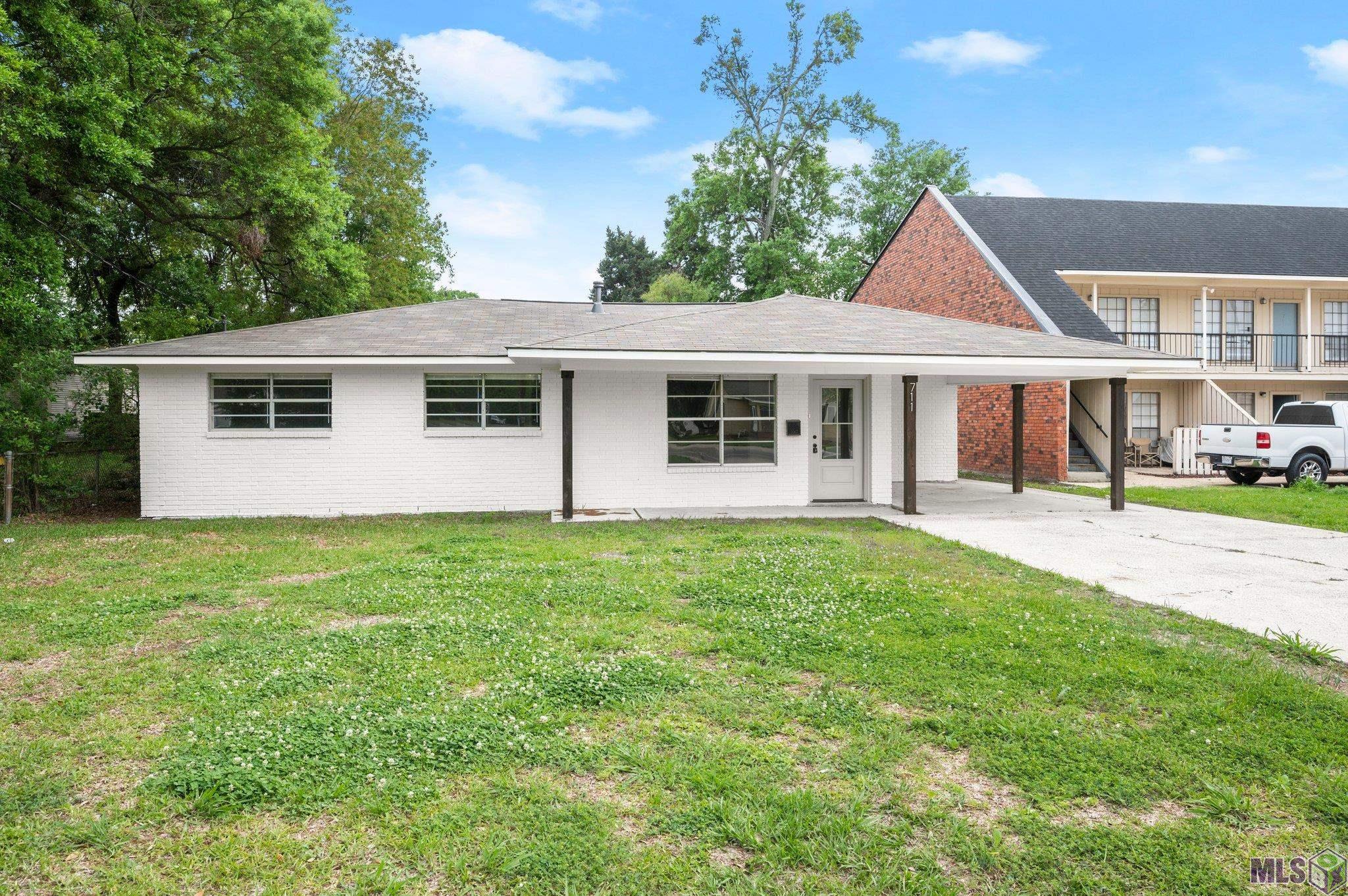 711 Court Street Port Allen, LA 70767 - Photo 1 of 16