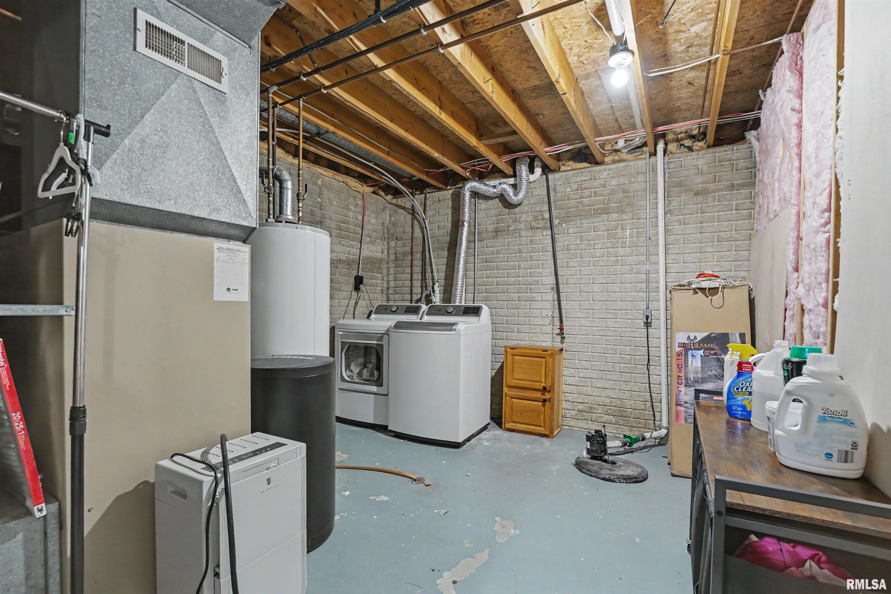416 South Maple Avenue Minier, IL 61759 - Photo 33 of 45